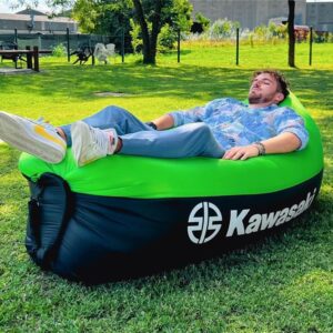 Inflatable lounger-image