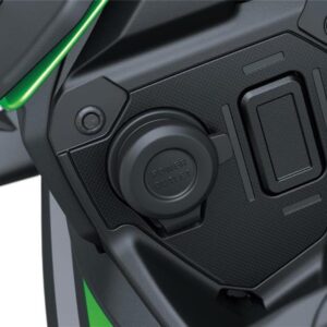 DC OUTPUT (12V Socket)-image